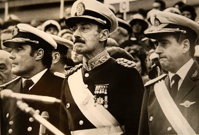 Militares vs. Montoneros Militares vs. Montoneros
