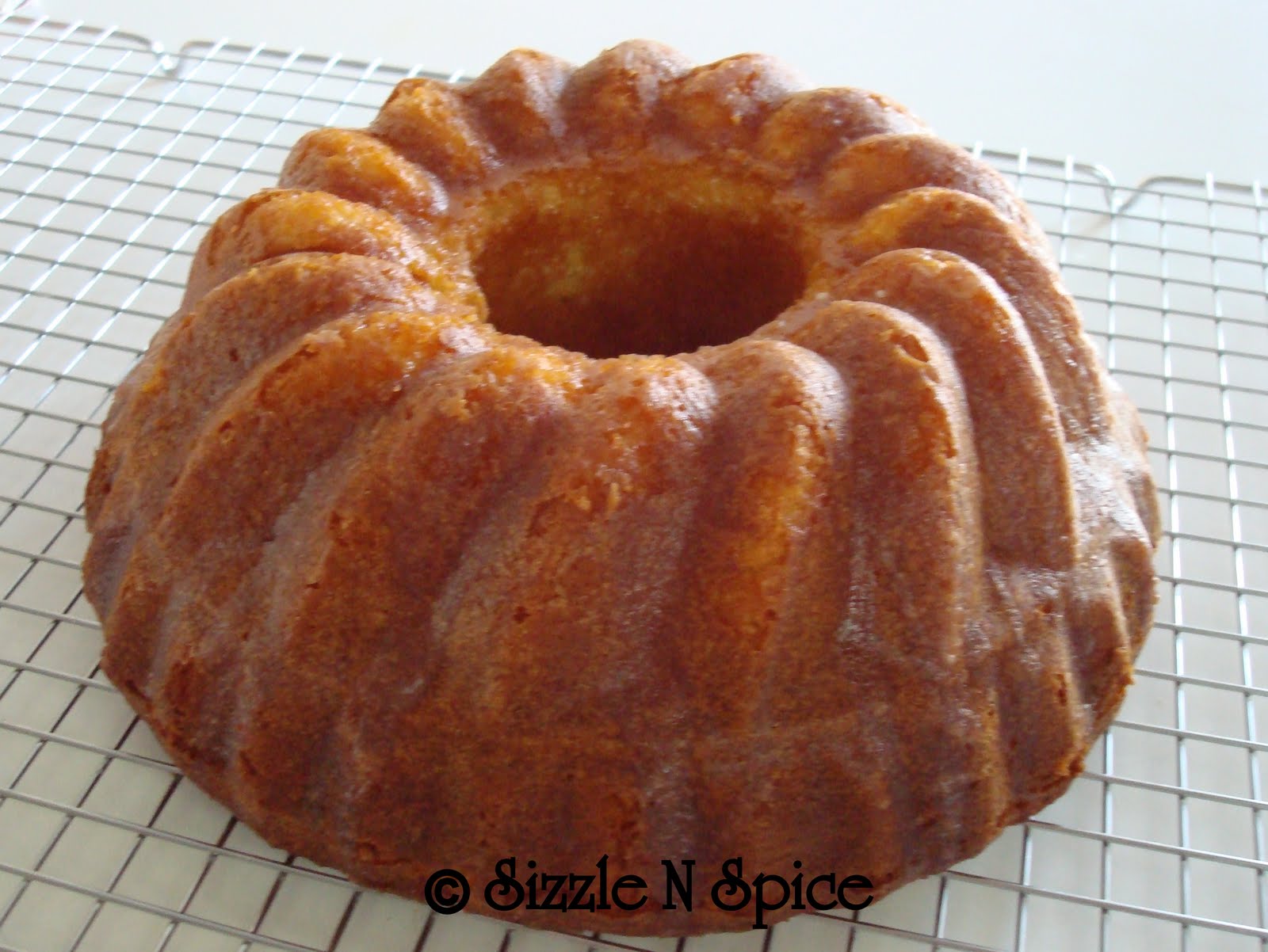 How To Grease And Flour A Bundt Cake Pan How To Grease And Flour A Bundt Cake Pan