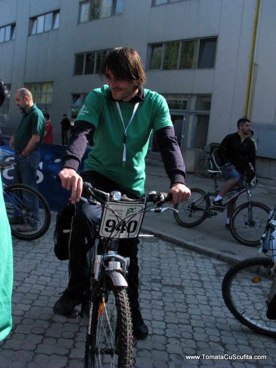 [20090425+-+verde+pentru+biciclete+010.jpg]