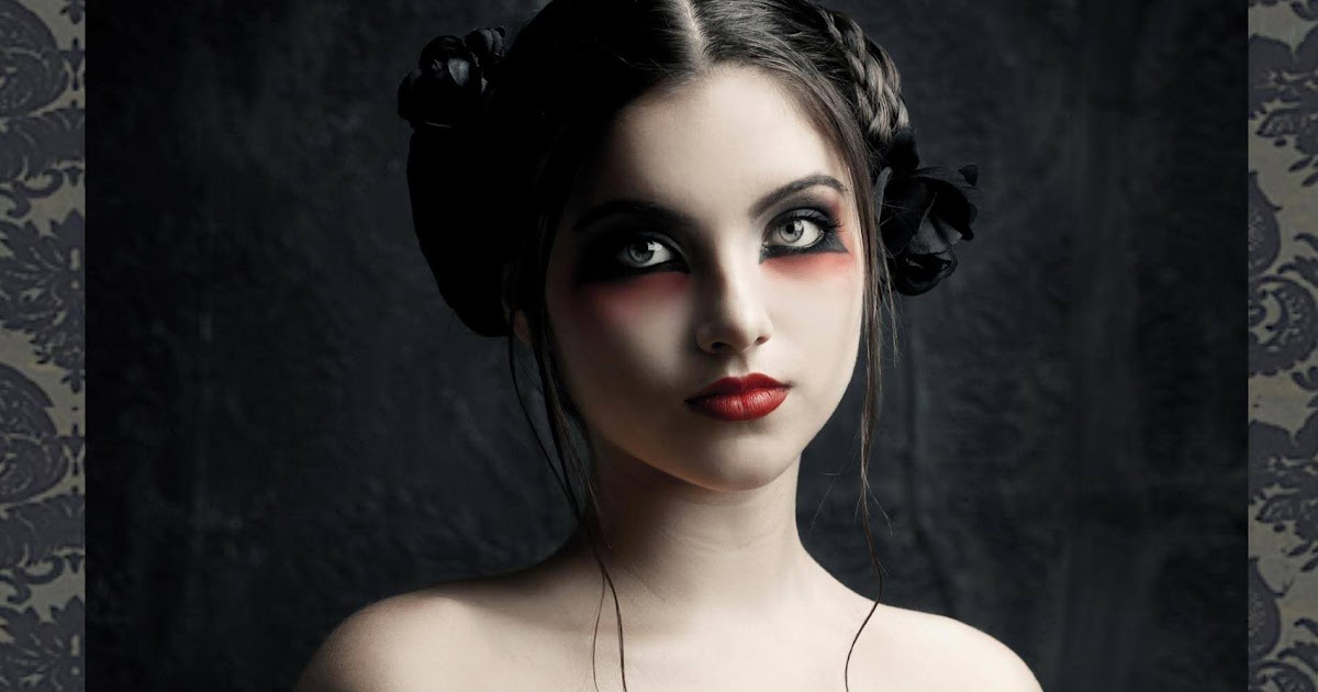 She Smells the Dead by E.J. Stevens