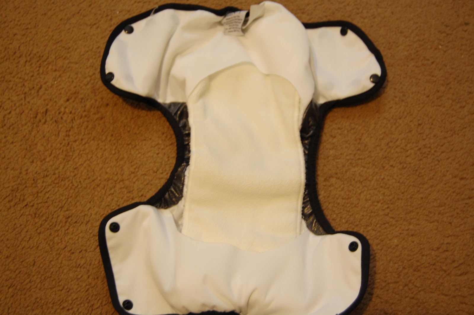 Diaperville Cloth Diaper (Cover) Review GenY Universal Cover