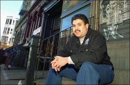 David Mills (1961-2010) by Rhonda Birndorf/AP