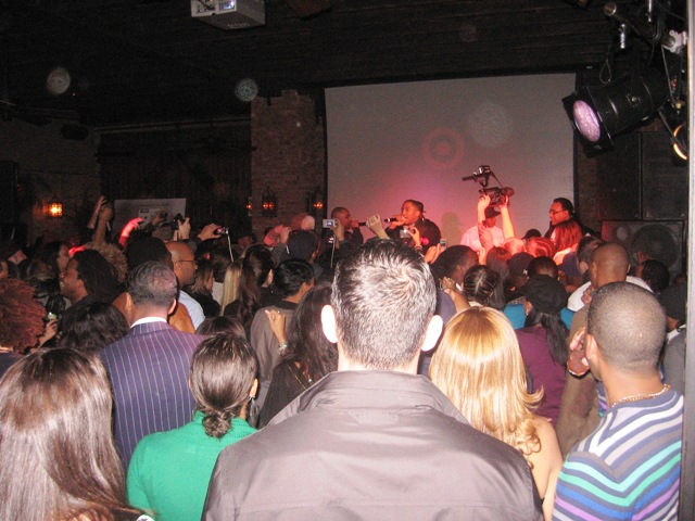 [qtip+crowd.jpg]