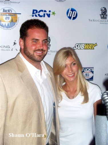 [Justin+Tuck+R.U.S.H.+For+Literacy+Event+025.jpg]