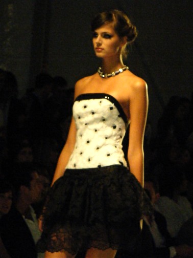 [Fashion+week+day+2+125.jpg]