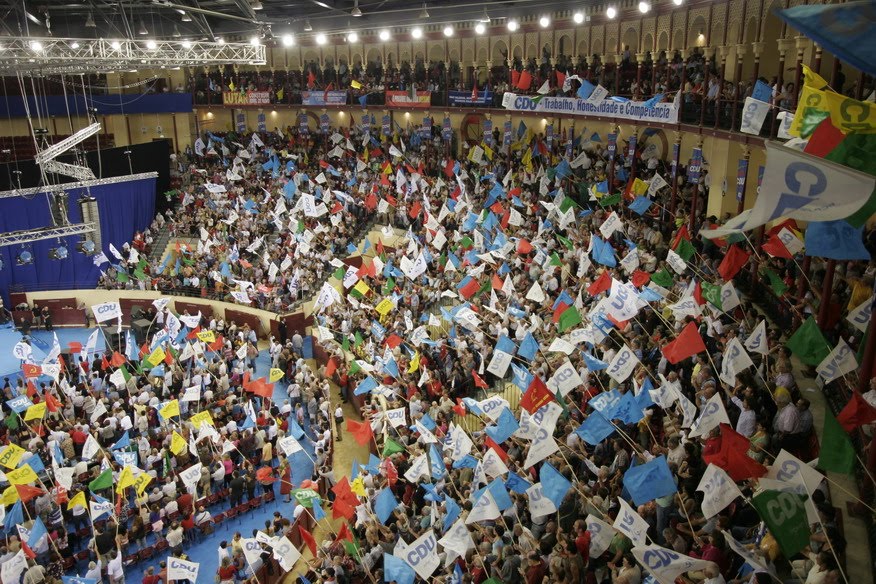 [Comício+CP2009+-+4+(panoramicadir.).JPG]
