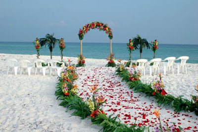 Miami Beach Weddings Packages on Beach Wedding Alters By Frauke