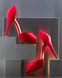 [louboutin+peeptoes.jpg]