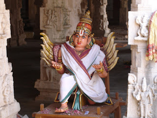 garuda azhwar
