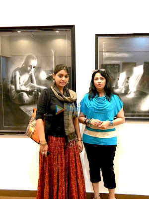 Sushmita Sen launches Charcoal exhibition by Gautam Patole image