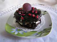 TORTELETE CU CIOCOLATA, MASCARPONE SI STRUGURI