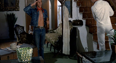 ... the rarefied air of menage-a-troisteur Donald Cammell's PERFORMANCE. ... the rarefied air of menage-a-troisteur Donald Cammell's PERFORMANCE.