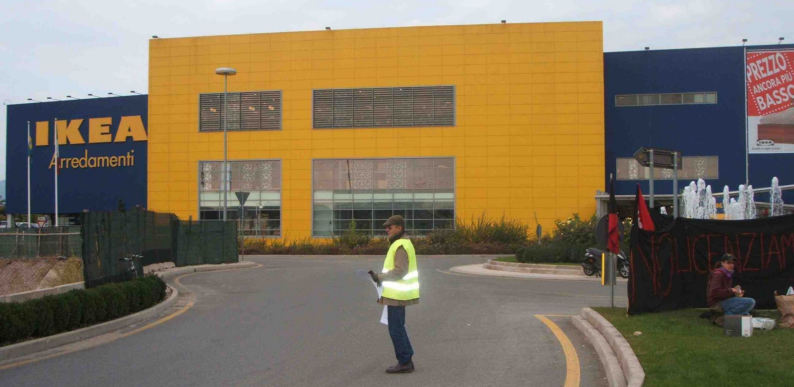 [ikea10b.jpg]