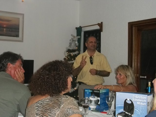 [Christmas+067.JPG]