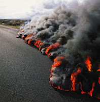 http://4.bp.blogspot.com/_n-PiP0QBfos/TFGeJDagRAI/AAAAAAAATVo/F9mIQOuwPns/s640/kilauea_.jpg