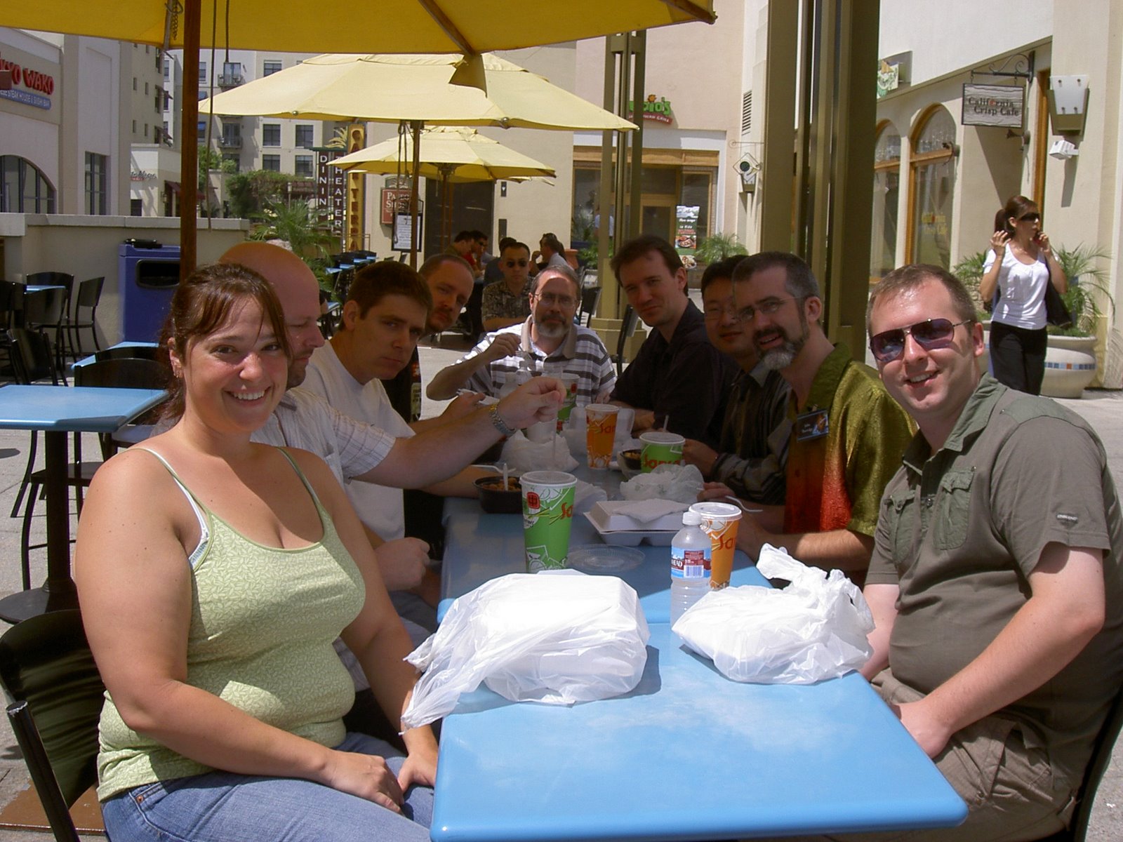 [PICT0593.JPG]