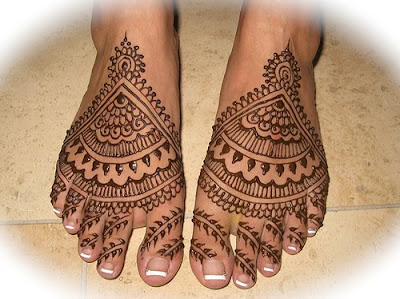 Latest Mehndi Designs for Girls