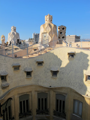 LA PEDRERA CAIXA la pedrera caixa: