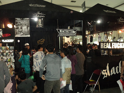 Clothing dan Distro di KICKFEST Yogyakarta Clothing dan Distro di KICKFEST Yogyakarta