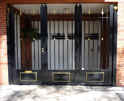 Arquitectura de Casas: Rejas de hierro con bronce de adorno Arquitectura de Casas: Rejas de hierro con bronce de adorno