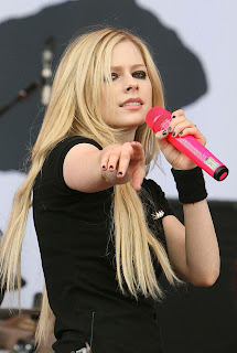Avril Lavigne Very Sexy Wallpaper