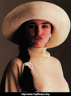Jennifer Connelly Cute Picture