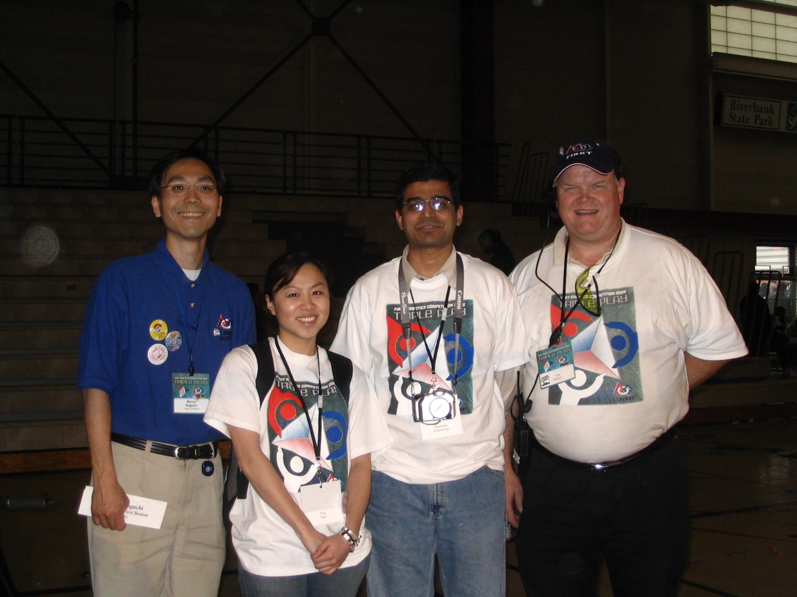 [Tony+and+CS+volunteers.JPG]