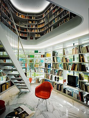 [L+House+Library.jpg]