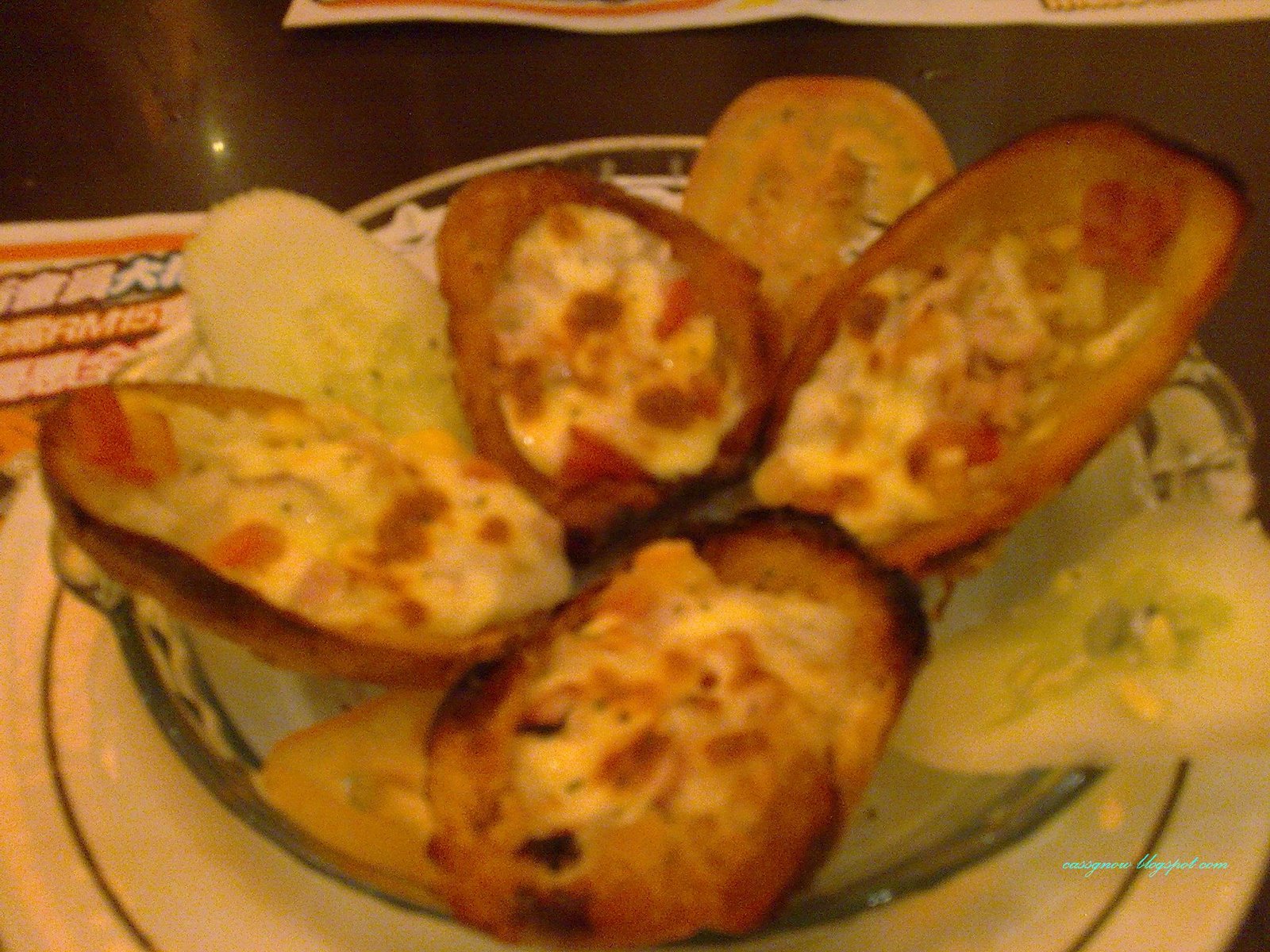 [cheese+baked+potato.JPG]