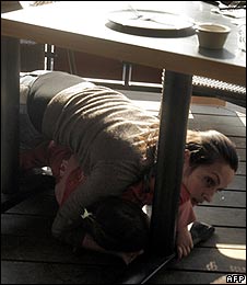 [_45346394_mother_afp226b.jpg]