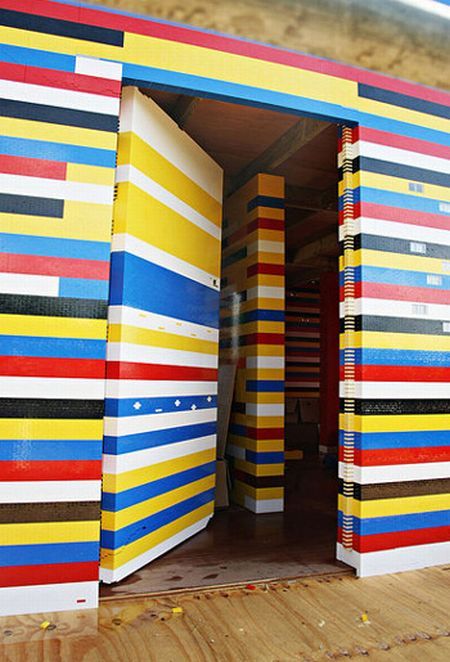 [legohouse05.jpg]