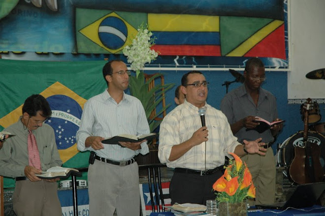 Pregando Na conferencia de Missões em AD de São Gonçalo