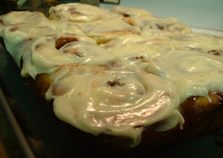 Anita Queen Gooey Buns2