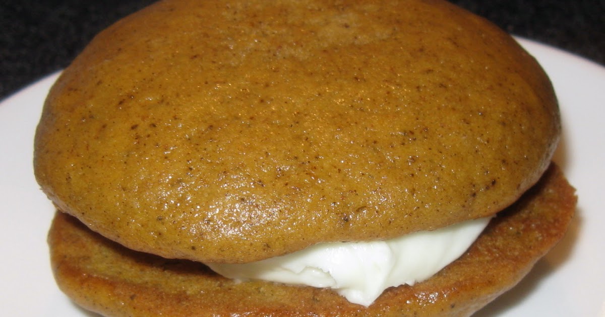 a CASE of art The Best Pumpkin Whoopie Pie You'll Ever Taste!
