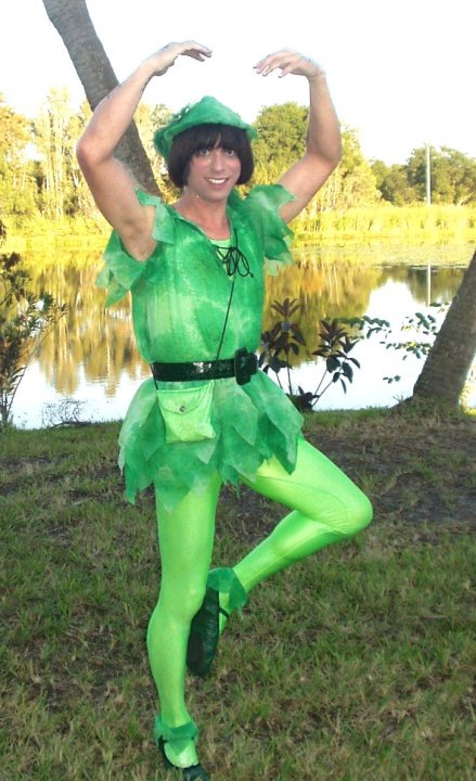 [PeterPanLeafwear03_720h.jpg]