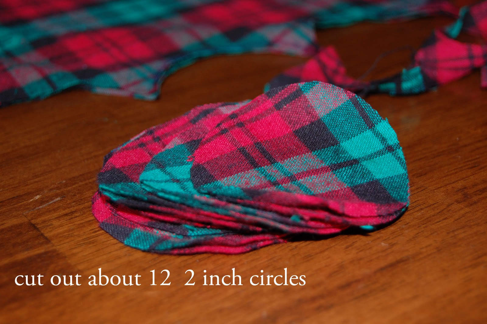 Trey and Lucy pom pom headbands and clips tutorial...