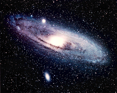 http://4.bp.blogspot.com/_nTnoqTU9pDs/SFxcL5xGgbI/AAAAAAAAADg/aB3pihKx14M/s400/andromeda.gif