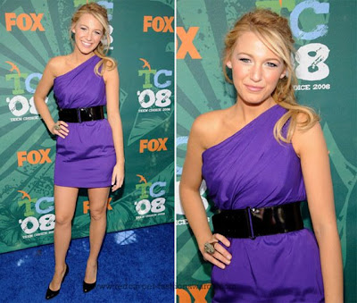 Blake Lively Maxi Dress on Blake Lively Aka Serena Van Der Woodsen Sported A Mini Purple One