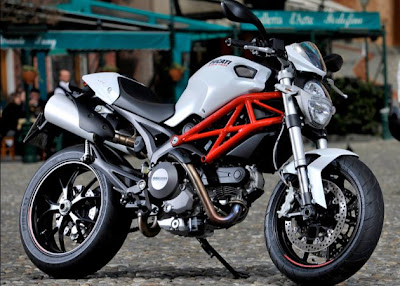 2011 Ducati Monster 796 picture Ducati Monster 796 wallpaper