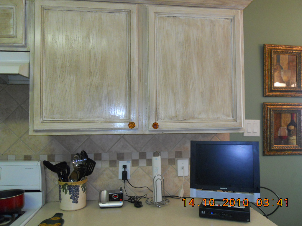Crystal knobs for kitchen cabinets Kitchen Cabinets ~ Finally Finished AND They Now Have Knobs