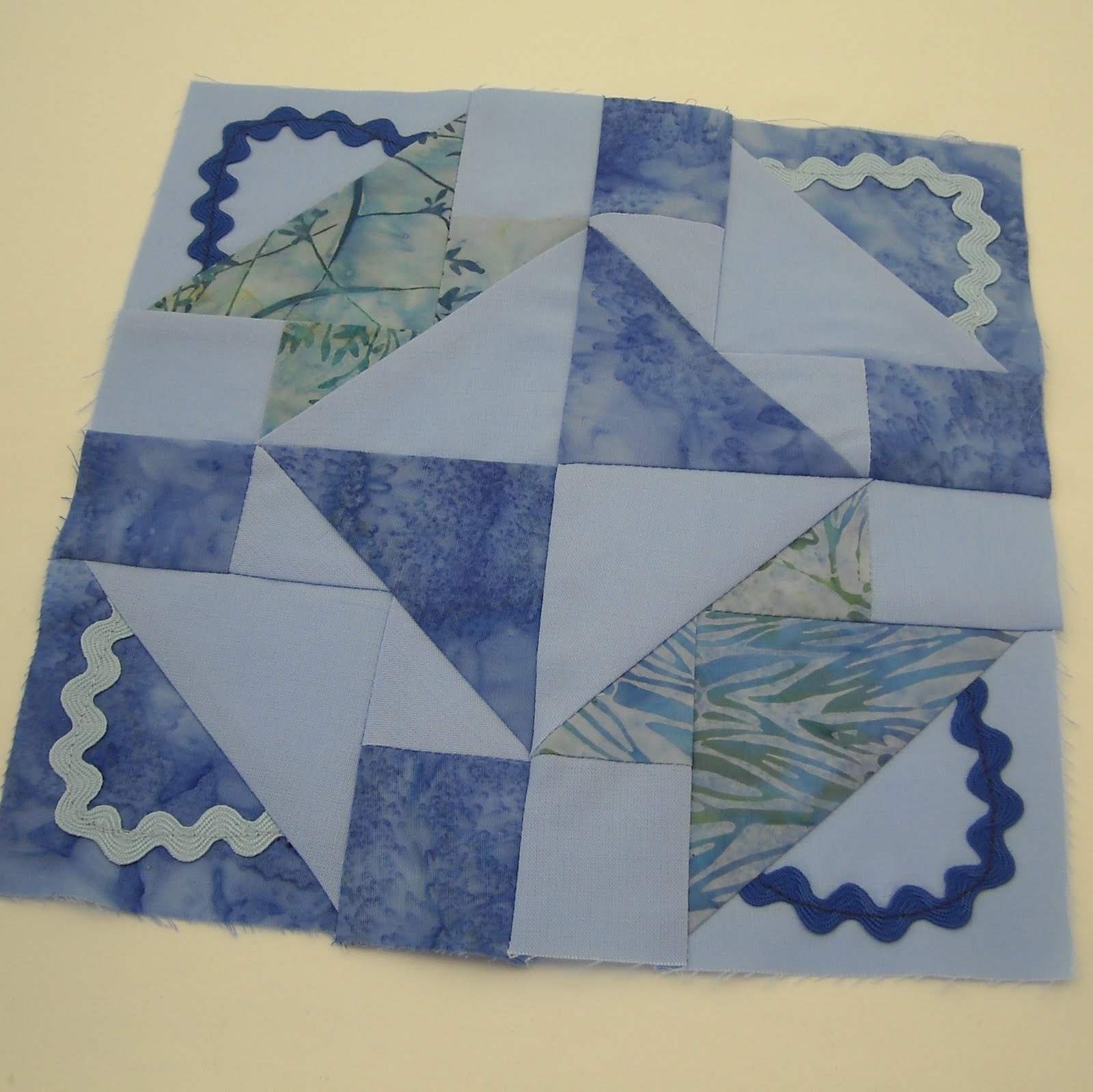 Fabric Fascination Sampler Quilt 2 Basket Block