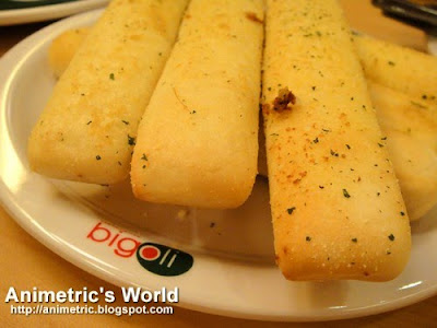 Complimentary bread sticks at Bigoli SM North Edsa Annex
