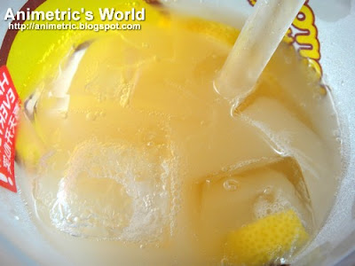 Lemon Yogurt with Aloe at Happy Lemon
