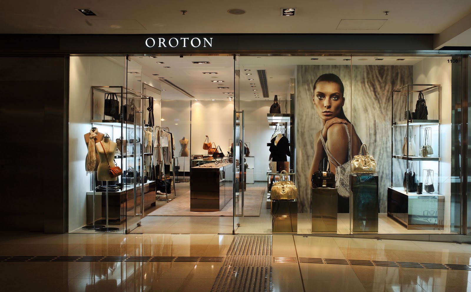 Hong Kong Fashion Geek Giveaway Oroton Limited Edition Lido Tassel Tote