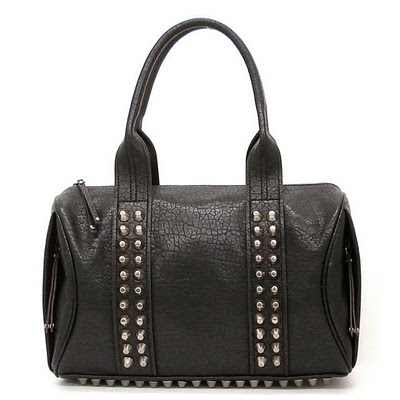 Giveaway from Pursenickety Purses and Accessories