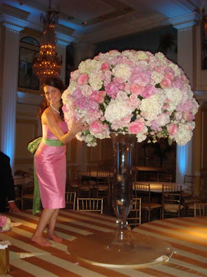 look at the size of this arrangement