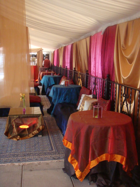 [moroccan+decor.JPG]