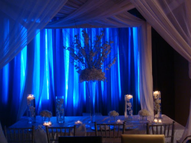 [COMTEMPOREARY+CENTERPIECE.JPG]