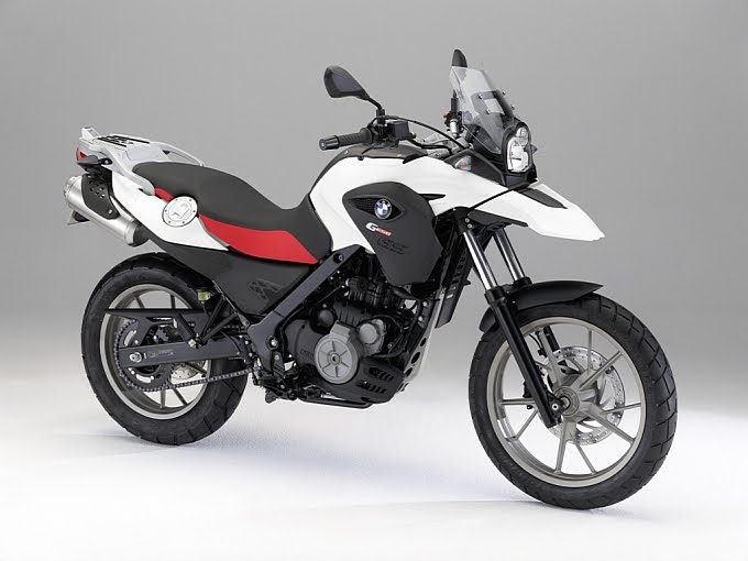 BMW Motorrad has just revealed the new G 650 GS a new singlecylinder 