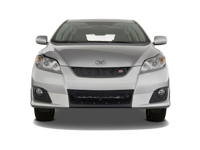 The Toyota 2010 Matrix : Great Car, fun to drive!